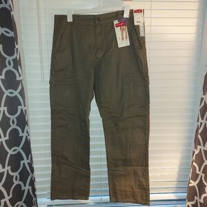 Wrangler Brown Relaxed Fit Flex Cargo Pants - 38 X 32